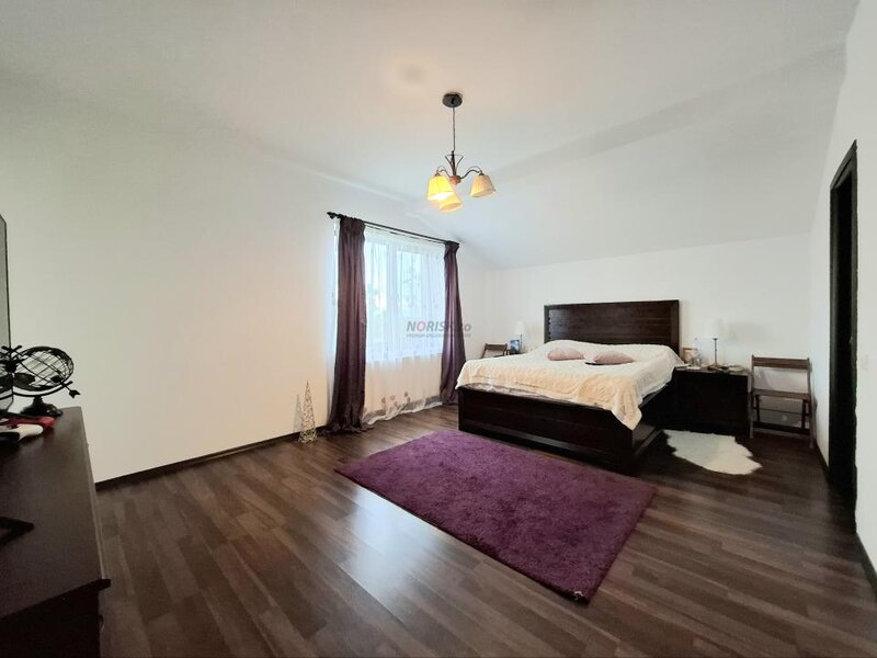 Vila 5 camere Corbeanca, 205mp, curte, 550mp, centrala, panouri & baterie